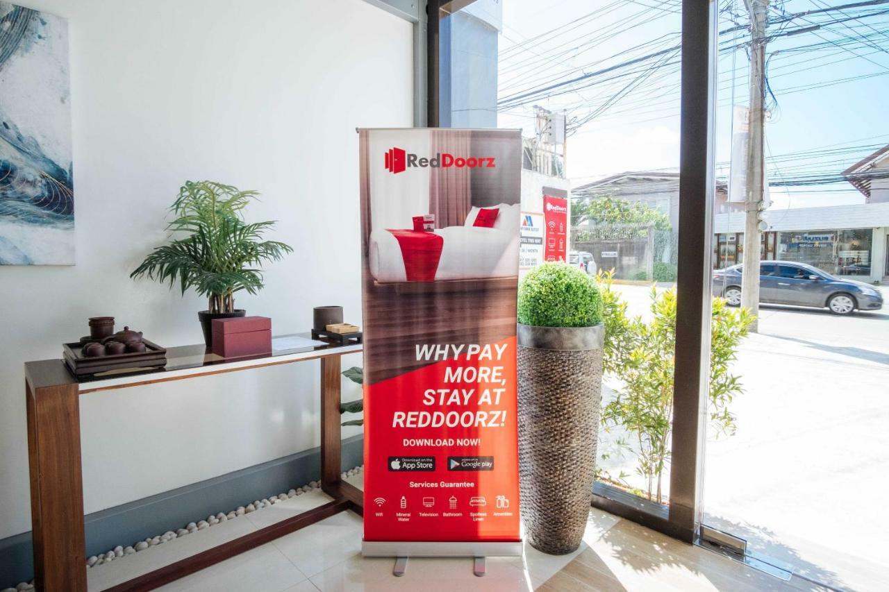 Reddoorz Plus @ As Fortuna Cebu Exteriör bild